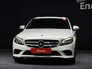 Mercedes C-Class foto 3