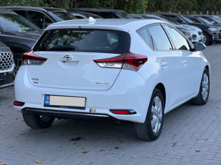 Toyota Auris foto 3