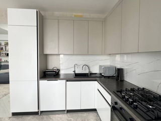 Apartament cu 2 camere, 72 m², Buiucani, Chișinău foto 8