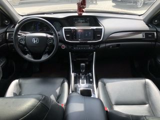 Honda Accord foto 16