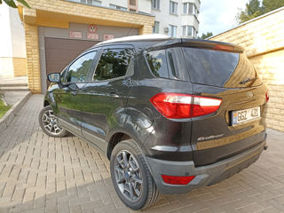 Ford EcoSport foto 4