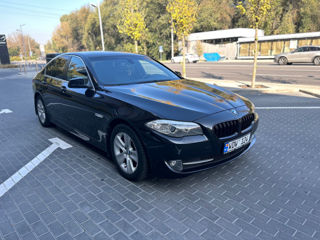 BMW 5 Series foto 2