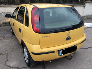 Opel Corsa foto 4