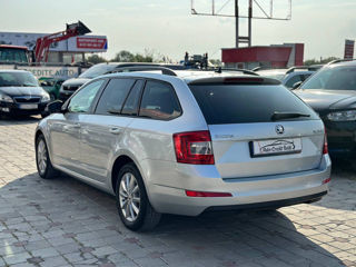 Skoda Octavia foto 6