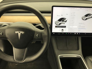 Tesla Model 3 foto 5