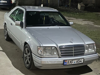 Mercedes Series (W124) foto 7