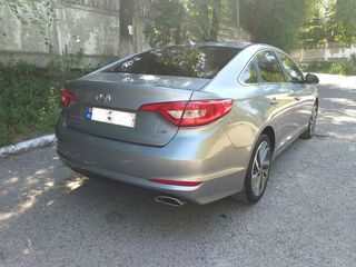 Hyundai Sonata foto 3