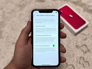 iPhone 11 64GB Red foto 9