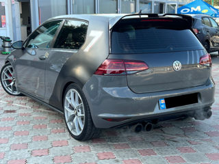 Volkswagen Golf foto 3