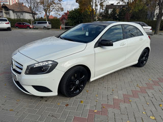 Mercedes A-Class foto 2