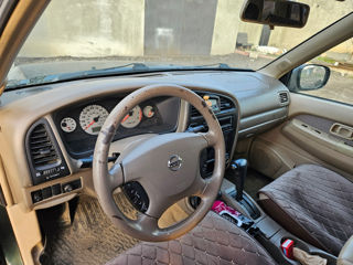 Nissan Pathfinder foto 6