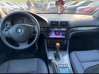 BMW 5 Series foto 6