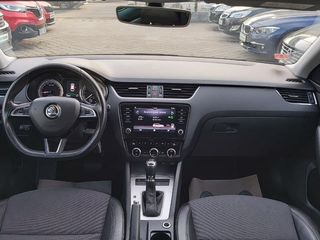 Skoda Octavia foto 9