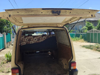 Volkswagen Transporter 4 foto 1