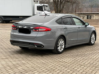 Ford Fusion foto 3