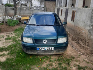 Volkswagen Bora foto 1