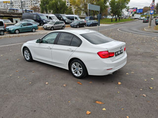 BMW 3 Series foto 8