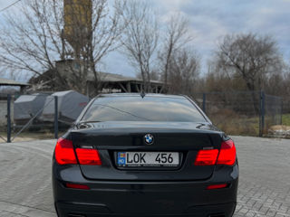 BMW 7 Series foto 4