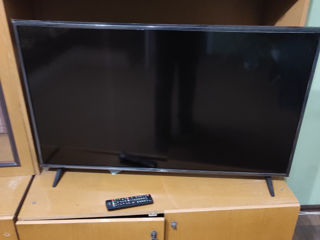 Продам телевизор  LG новый 43 дюйма