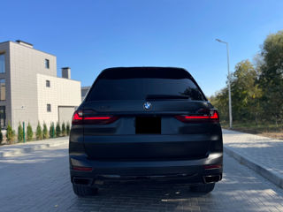 BMW X7 foto 9