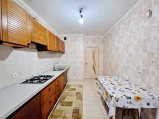 Apartament cu 2 camere, 62 m², Buiucani, Chișinău foto 9