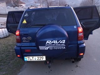 Toyota Rav 4 foto 2