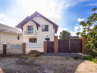 Casa individuala in doua nivele, 140 m2 si 3 ari teren, Bubuieci, str. Decebal