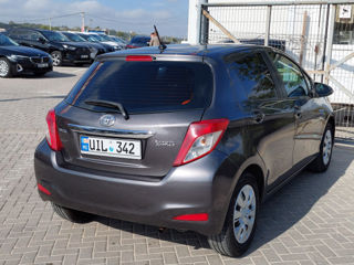 Toyota Yaris foto 5