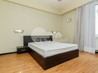 Apartament cu 3 camere, 130 m², Centru, Chișinău foto 9