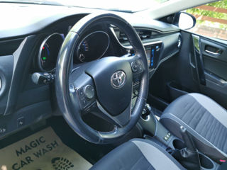 Toyota Auris foto 10