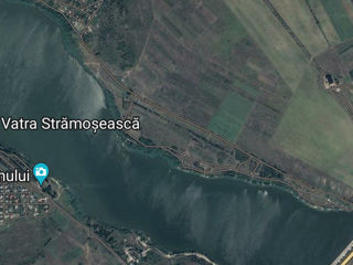 teren in sector de vile DOLCA, malul lacului Danceni, Ialoveni.6 ari.