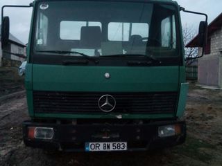 Mercedes 814 foto 4