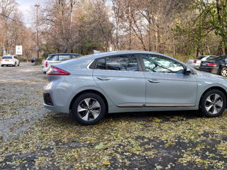 Hyundai IONIQ foto 6