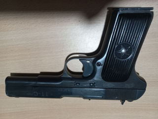 Vind pistolul de model TT  kal 7.65.25 foto 2