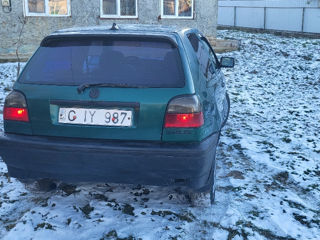 Volkswagen Golf foto 2