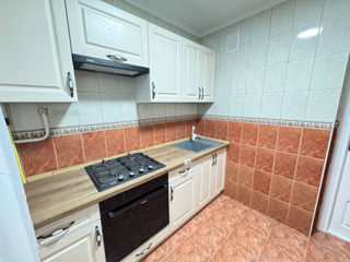 Apartament cu 2 camere, 46 m², Botanica, Chișinău foto 9