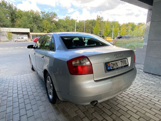 Audi A4 foto 6