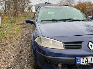 Renault Megane foto 2