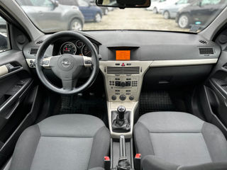 Opel Astra foto 11