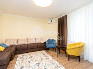 Apartament cu 3 camere, 95 m², Râșcani, Chișinău foto 3