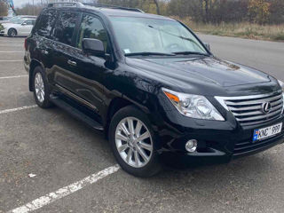 Lexus LX Series foto 3