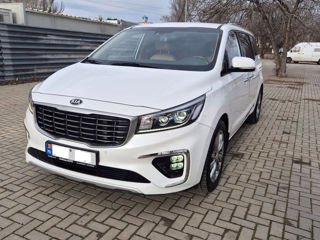 KIA Carnival foto 3