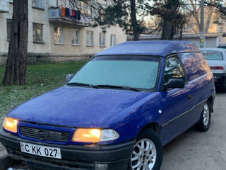 Opel Astra foto 8