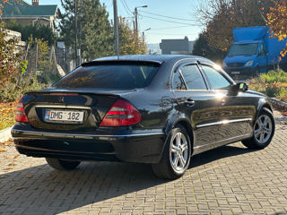 Mercedes E-Class foto 6