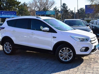 Ford Kuga foto 3