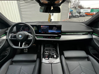 BMW 5 Series foto 8