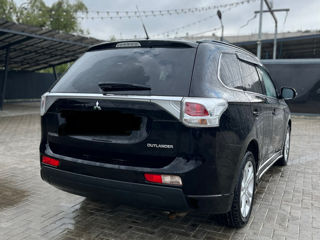 Mitsubishi Outlander foto 11