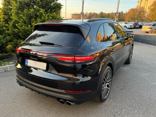 Porsche Cayenne foto 3