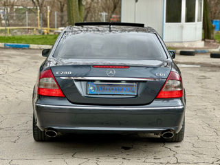 Mercedes E-Class foto 5