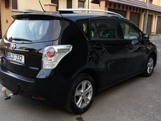 Toyota Verso foto 6